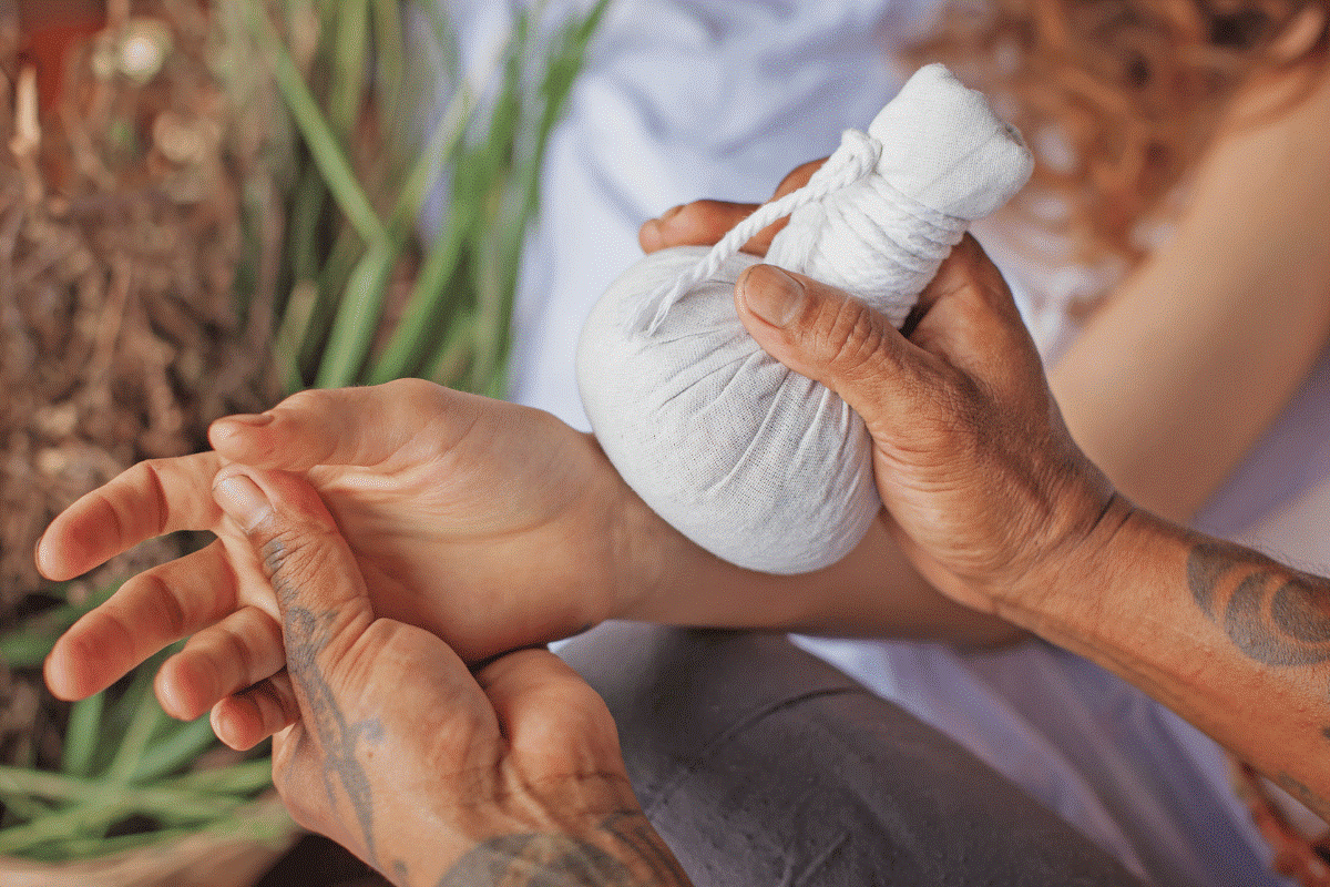 Abhyangam ayurvedic treatment